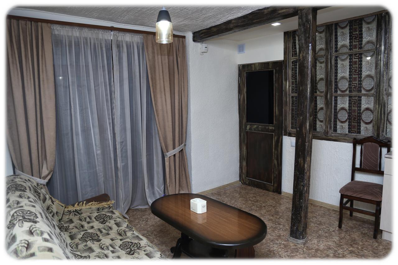 Lucy B&B Goris Exterior photo